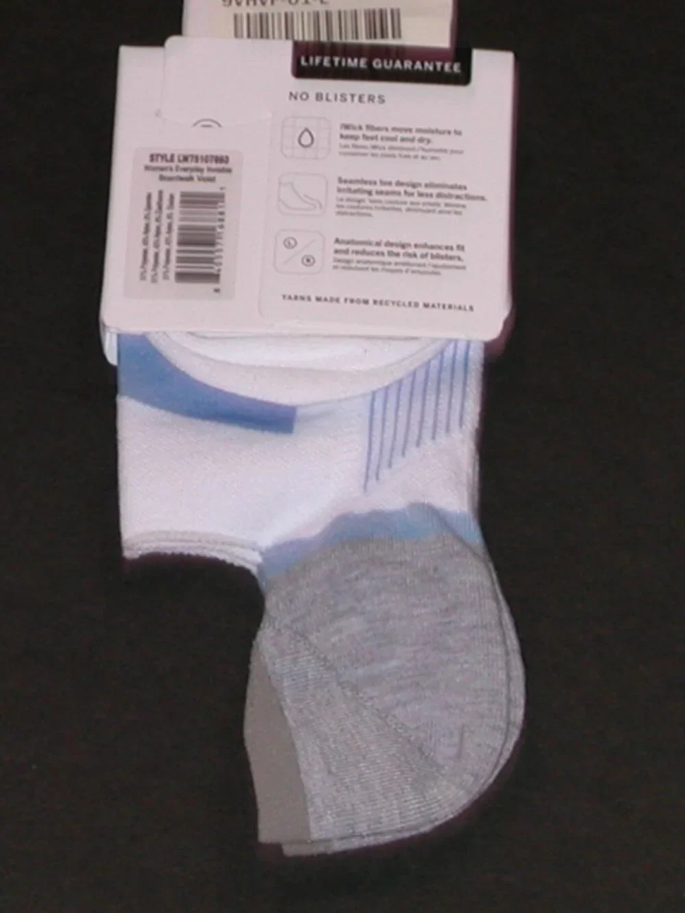 Feetures Everyday Ultra Light Invisable Socks Womens Large NWT Boardwalk Violet